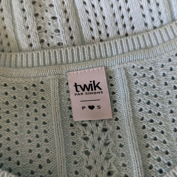 Boho style blue top - Picture 3 of 3